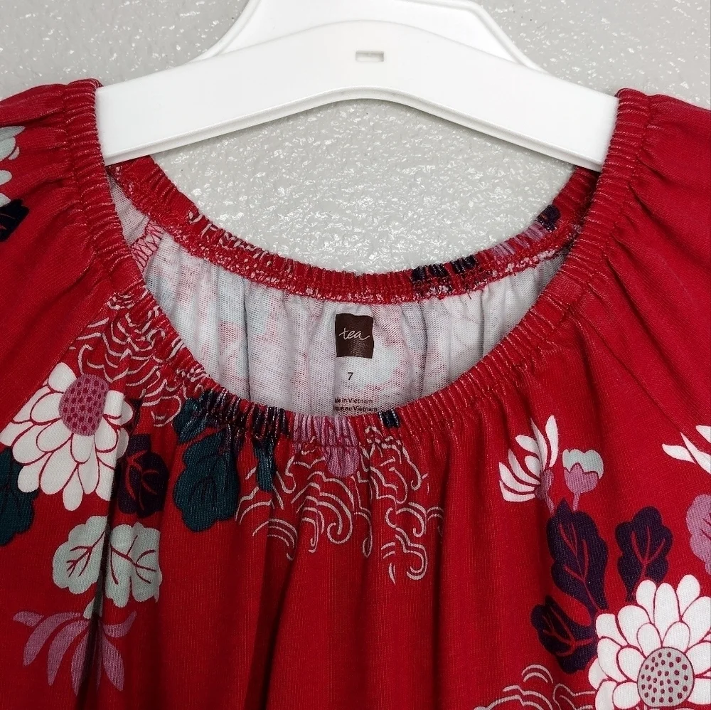 Tea red floral